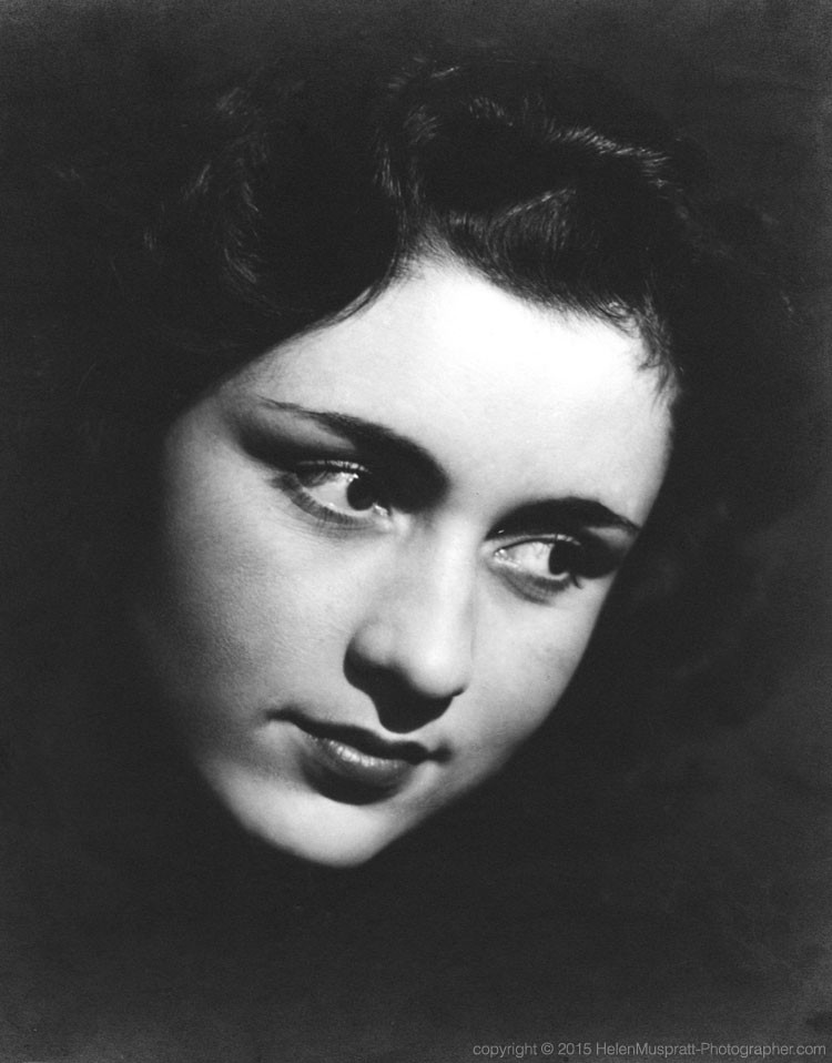 Actor Rosalie Crutchley 1938 (Helen Muspratt)
